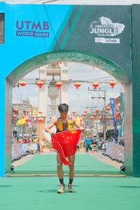 BIB: 
                            <button type="button" onclick="openModal(21761719)" class="btn btn-primary btn-sm float-right btn-popup" data-toggle="modal" data-target=".modal-high-quality">
                        <i class="fas fa-shopping-cart"></i> Add to Cart
                    </button>
                                            <button type="button" onclick="isThisMe(21761719, true)" class="btn btn-success btn-sm float-right btn-popup btn-isme hidden" data-toggle="tooltip" data-placement="bottom" title="นี่คือรูปของคุณใช่ไหม คลิกที่นี่เพื่อเอาเข้าอัลบั้ม">
                        <i class="fas fa-plus"></i> Add to album
                    </button>
                    <button type="button" onclick="isThisMe(21761719, false)" class="btn btn-warning btn-sm float-right btn-popup btn-isnotme hidden">
                        <i class="fas fa-ban"></i> Remove from album
                    </button>